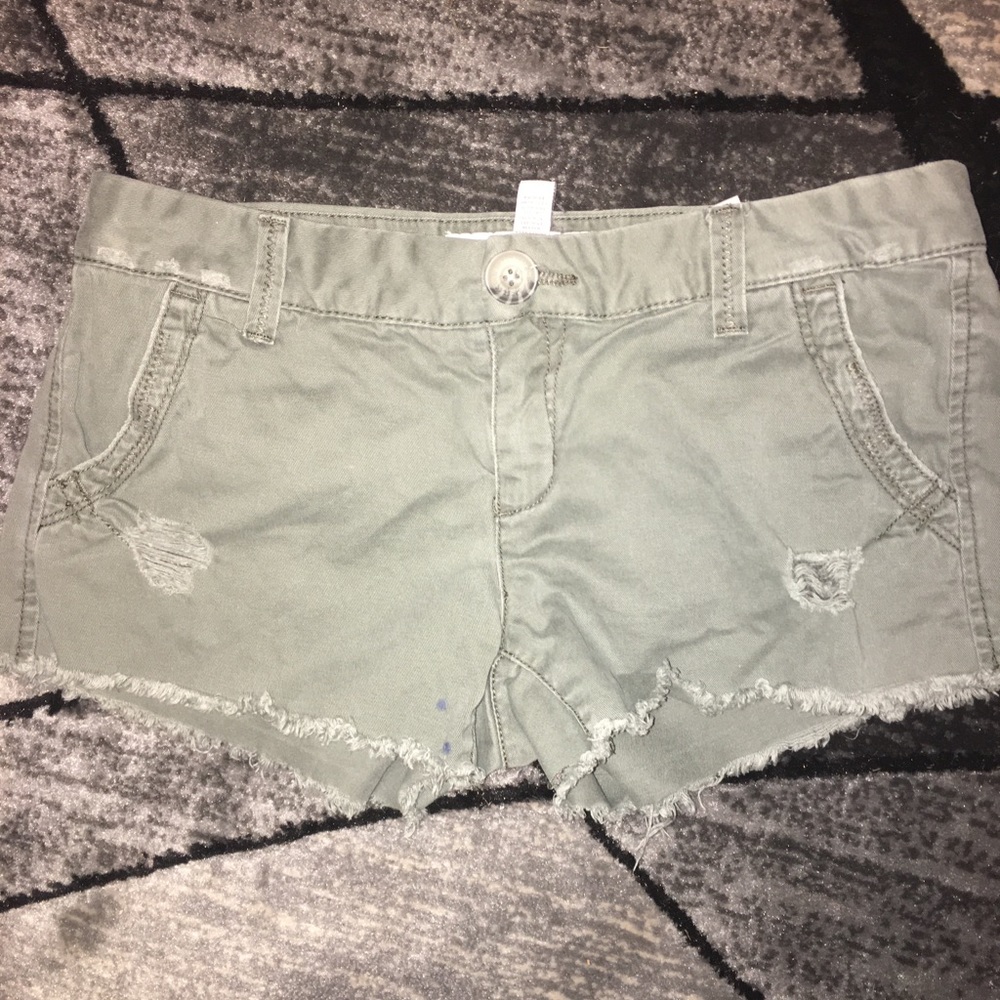 Aeropostale distressed cut off shorts